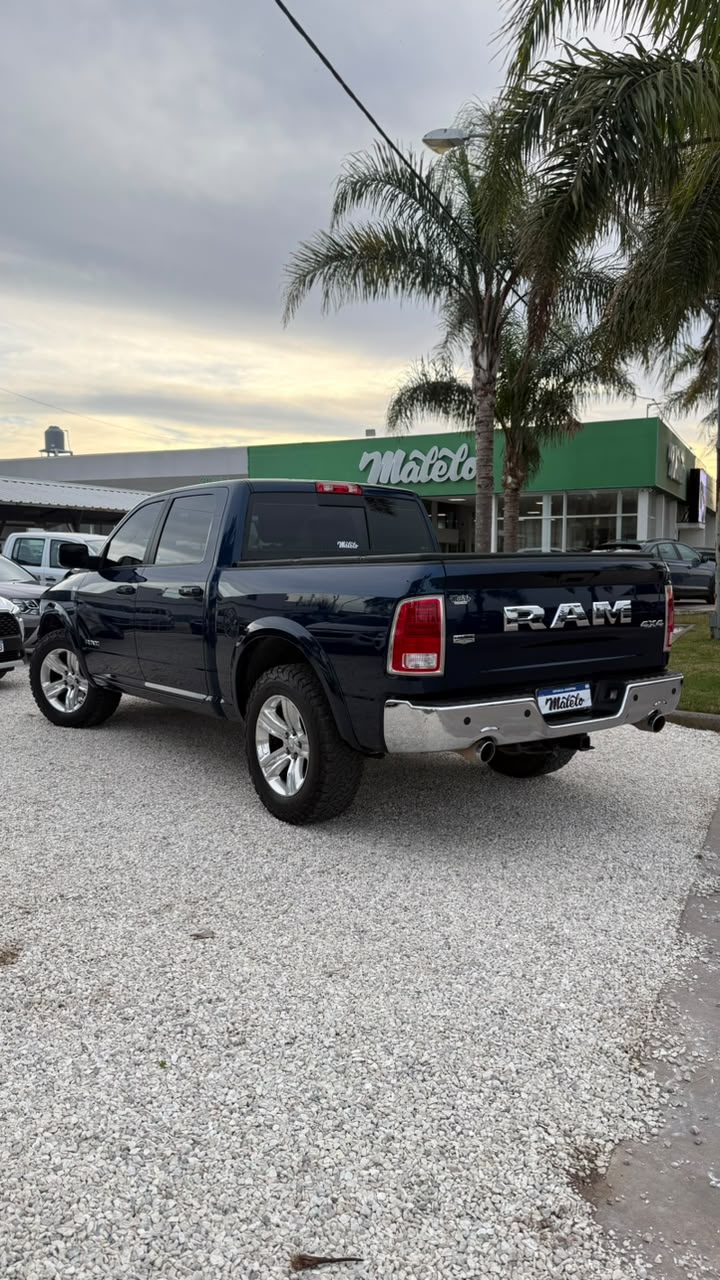 RAM - RAM 1.500 5.7 V8 LARAMIE 4X4   - AUTOMÁTICA  - 2022